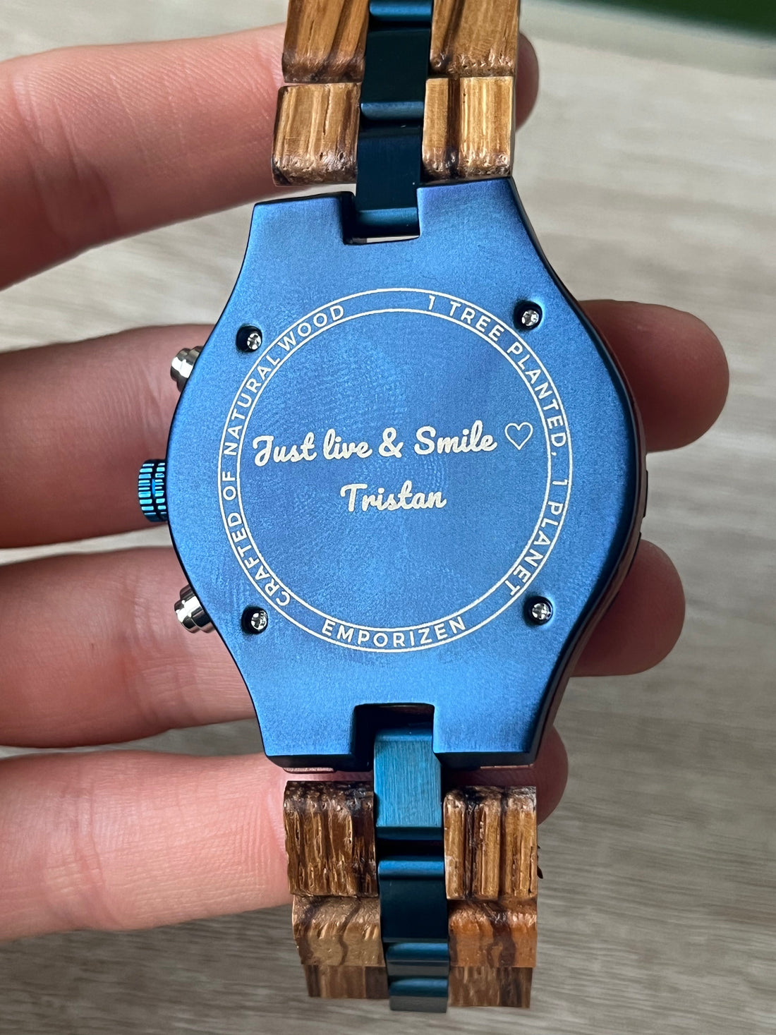 What to Engrave on a Watch for Dad This Father’s Day