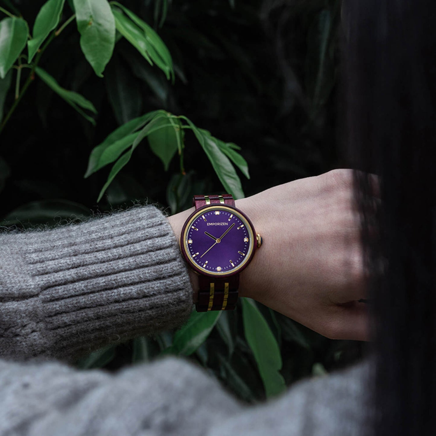 Woman wearing 38mm Wooden Watch for Women with Purple Dial Queen Amethyst on her wrist